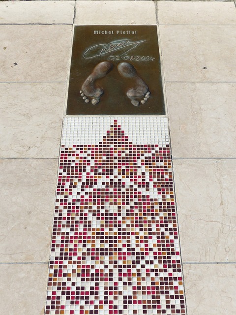 套上融入了 套上融入了